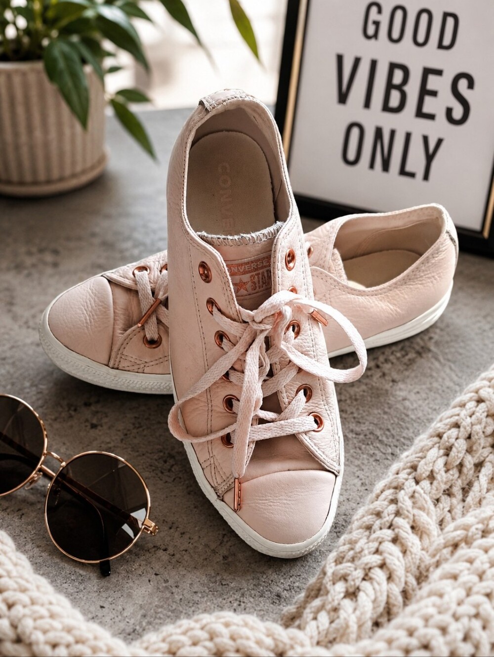 🌸 Converse All Star Blush Leather Sneakers | Women's Size 8.5 | GUC